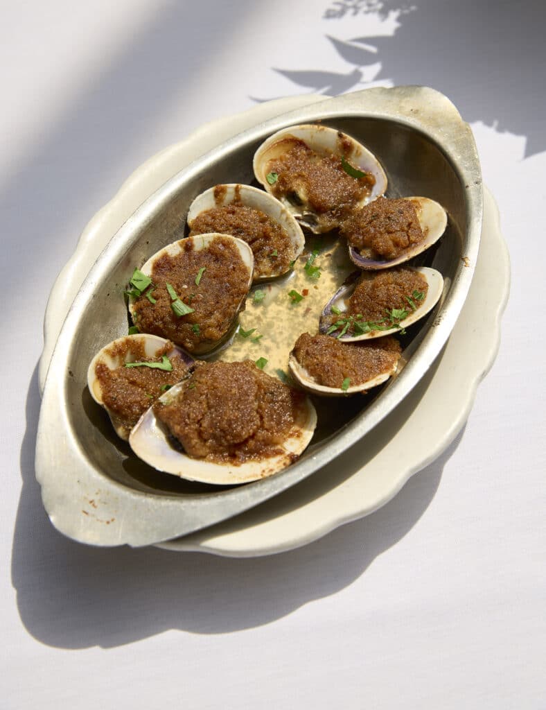 071425_T_Gargiulos_0111 Gargiulo's Menu baked clams